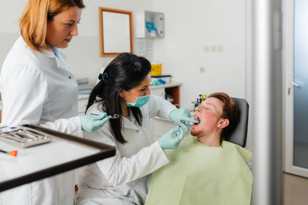 Best Emergency Dental Extractions in Conrad, IA